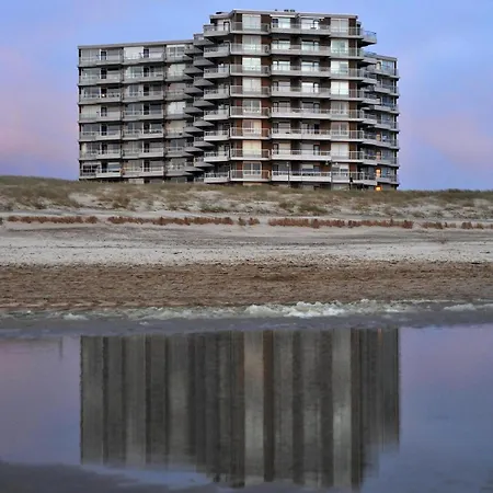 Sterflat 97 * Egmond aan Zee